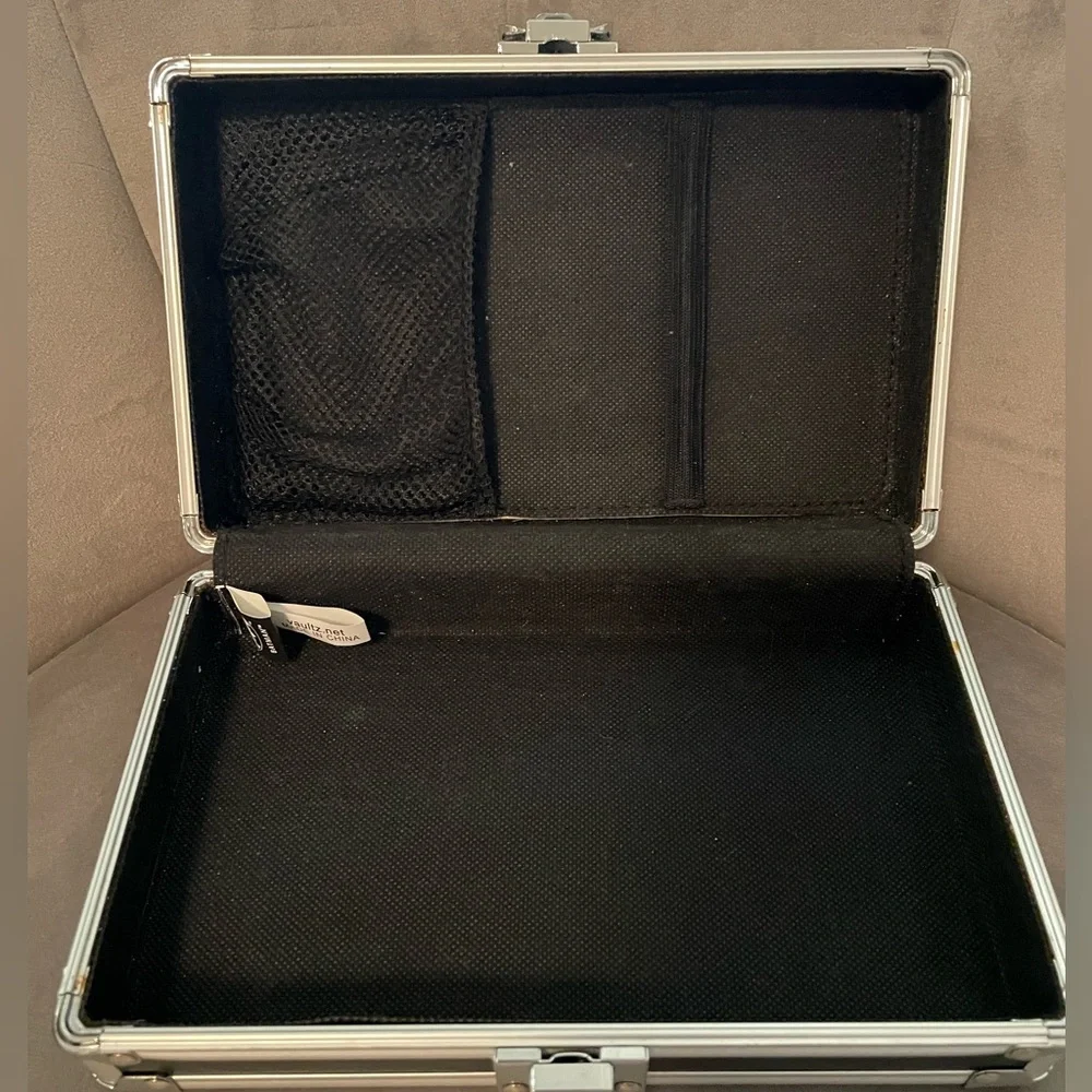 Batman Lock Box(missing key) - Picture 3 of 5